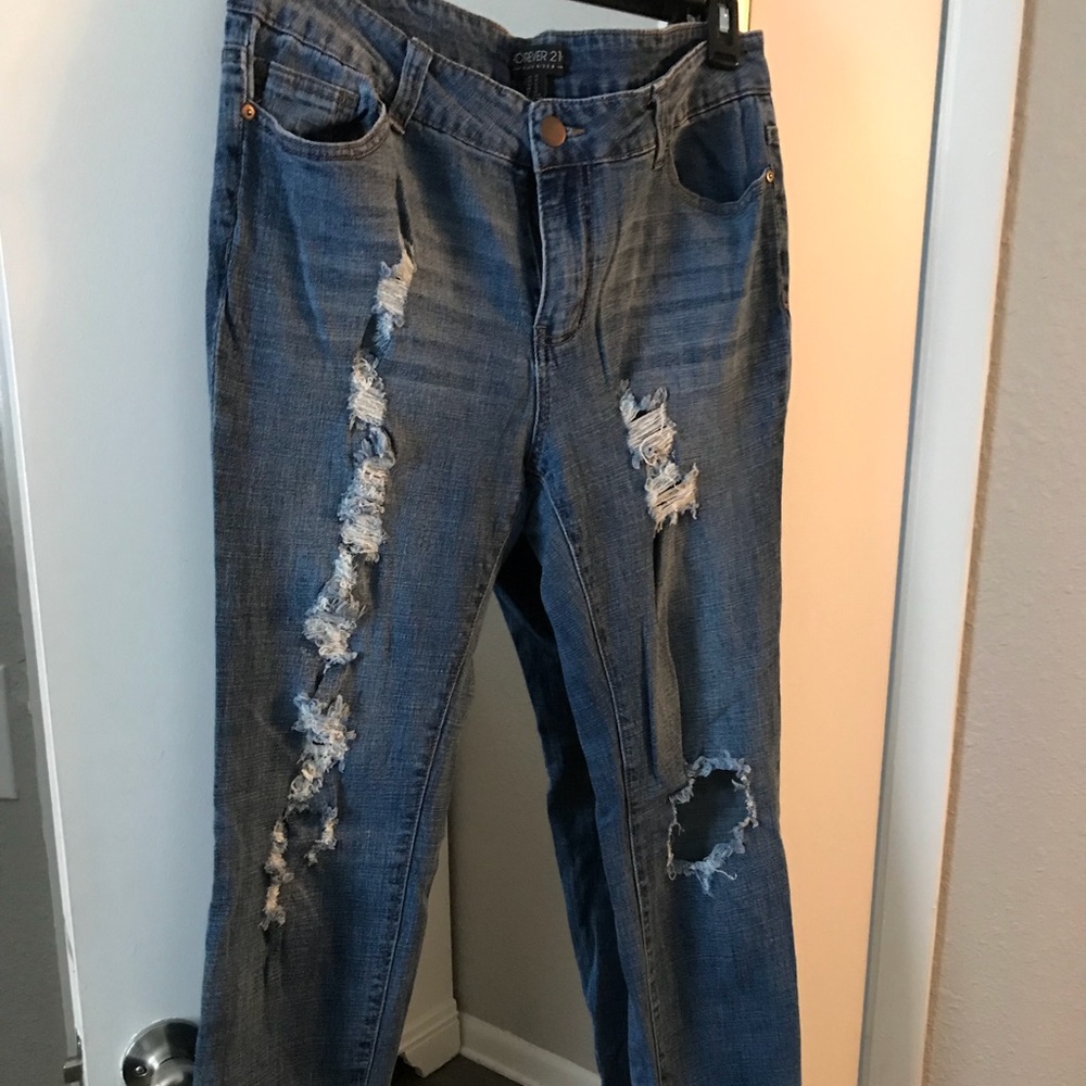 Sz 14 Forever 21 Distressed Skinny Jeans